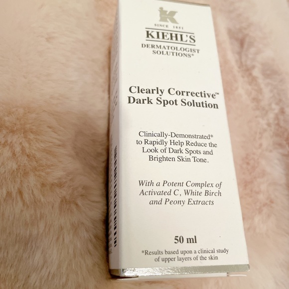 Kiehl’s Clearly Corrective Dark Spot Solution - Brand New - Picture 2 of 4